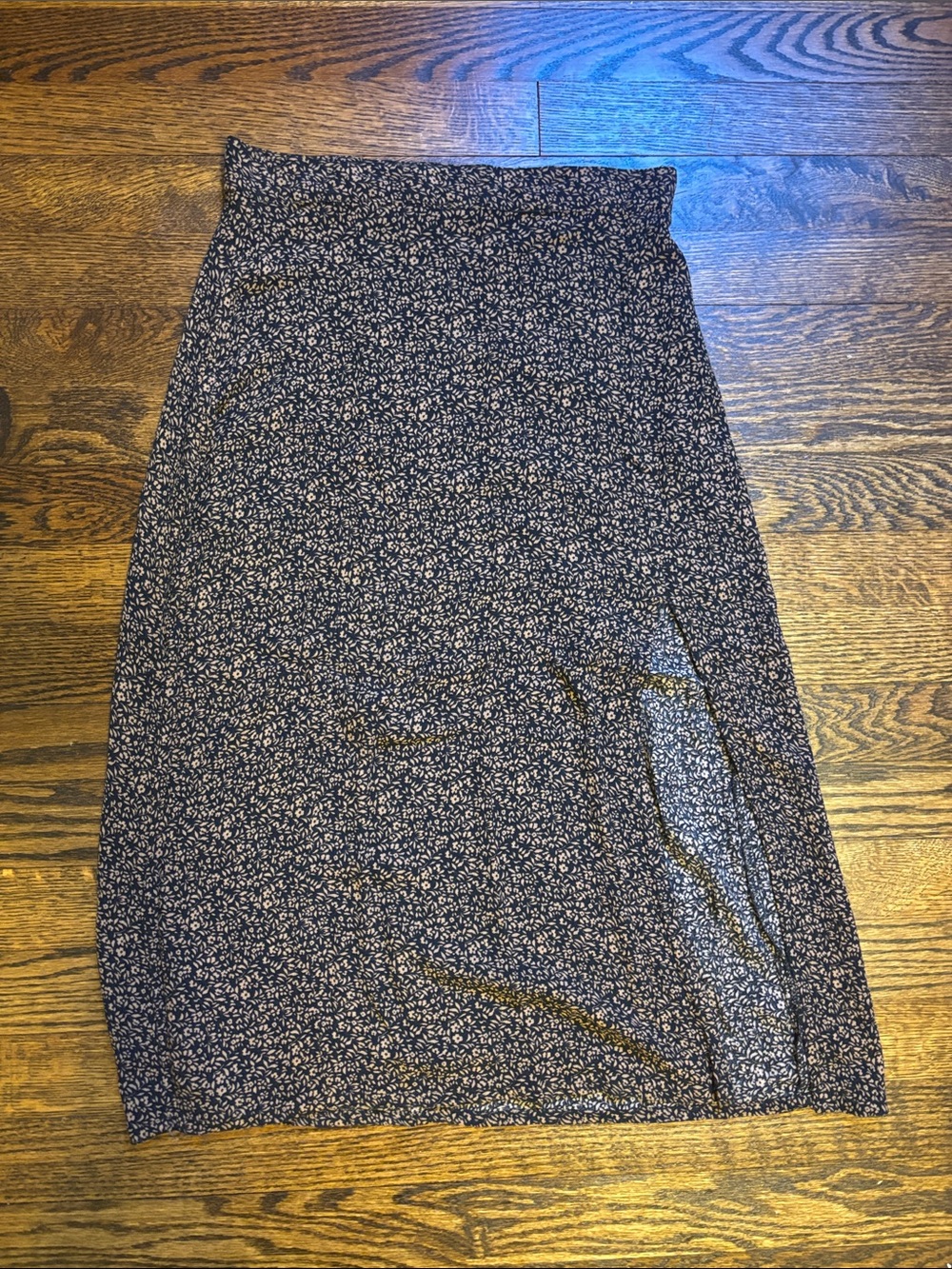 American Eagle Skirt w/Slit